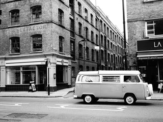 롤라 제임스 하퍼와 함께하는 여름, 런던에서 만나는 특별한 팝업 스토어 이야기 1 여름의 런던 팝업